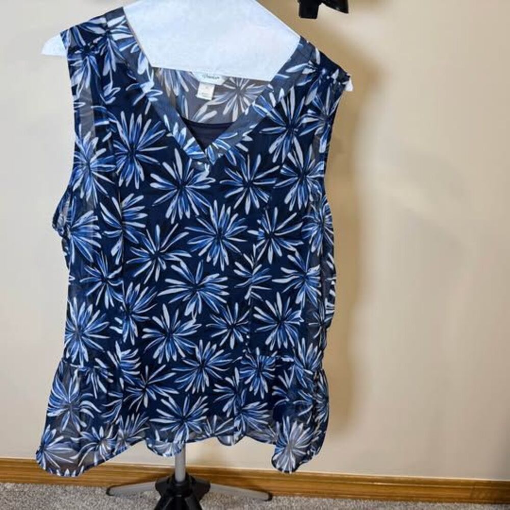 CJ Banks Floral Sleeveless Blouse Size 1X
